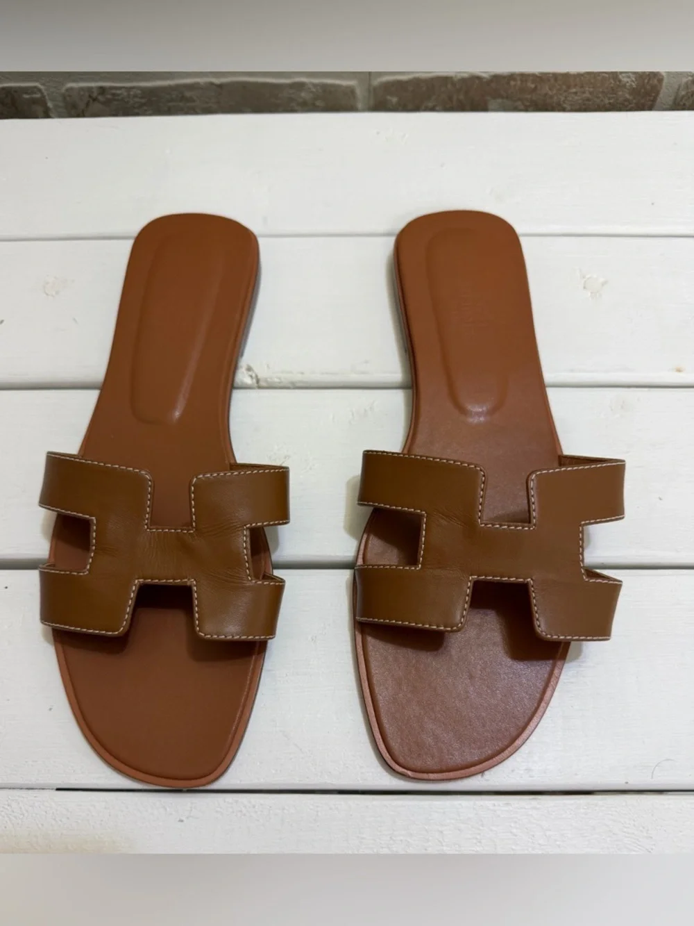 Hermès Oran Gold Iconic H Calfskin Slide Sandal Size 40 - Picture 2 of 16